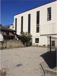 建物東側